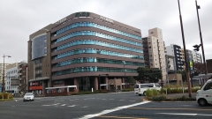 すてきナイスグループ 創業家出身の元会長逮捕! 粉飾決算は6年間にも及ぶとの指摘も