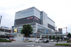 ヤマダHD 巣ごもり需要の反動減で売上高、営業利益が前年同期を下回る